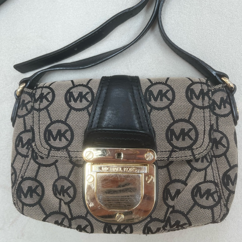 Michael Kors Black Logo Crossbody Bag - Picture 2 of 6